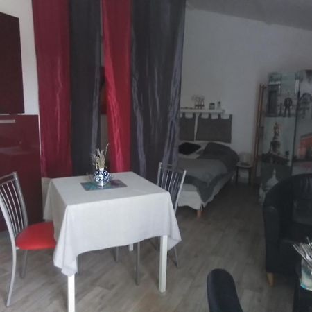 Tiny House Independante Climatisee Moules Екстер'єр фото