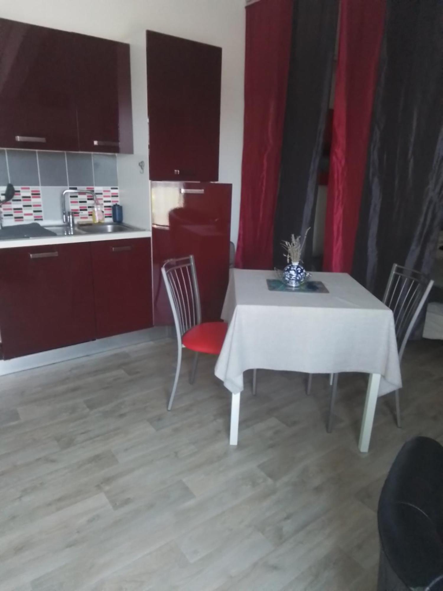 Tiny House Independante Climatisee Moules Екстер'єр фото